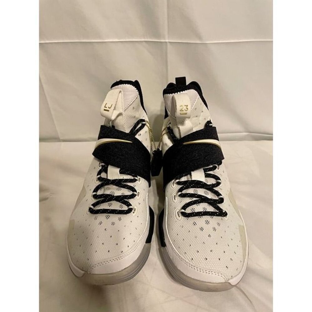 Nike White and Black Men's Athletic Shoes